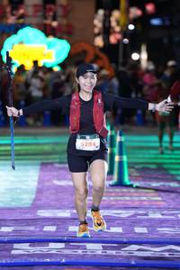 BIB: 5284
                            <button type="button" onclick="openModal(26221492)" class="btn btn-primary btn-sm float-right btn-popup" data-toggle="modal" data-target=".modal-high-quality">
                        <i class="fas fa-shopping-cart"></i> Add to Cart
                    </button>
                                            <button type="button" onclick="isThisMe(26221492, true)" class="btn btn-success btn-sm float-right btn-popup btn-isme hidden" data-toggle="tooltip" data-placement="bottom" title="นี่คือรูปของคุณใช่ไหม คลิกที่นี่เพื่อเอาเข้าอัลบั้ม">
                        <i class="fas fa-plus"></i> Add to album
                    </button>
                    <button type="button" onclick="isThisMe(26221492, false)" class="btn btn-warning btn-sm float-right btn-popup btn-isnotme hidden">
                        <i class="fas fa-ban"></i> Remove from album
                    </button>